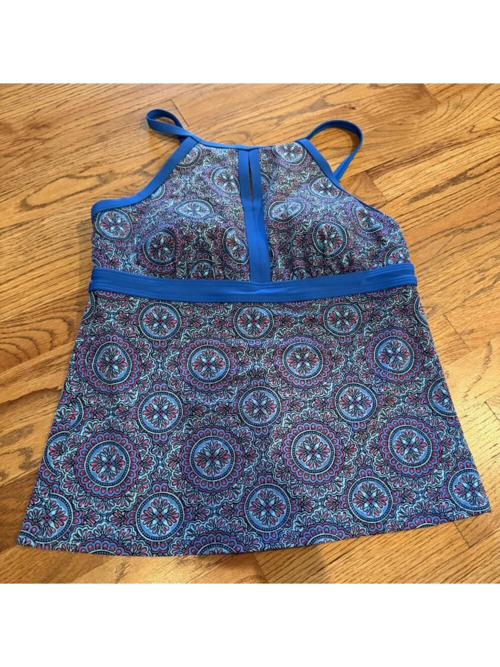 LANDS END WOMENS BLUE PAISLEY TANKINI SWIM TOP SIZE 10